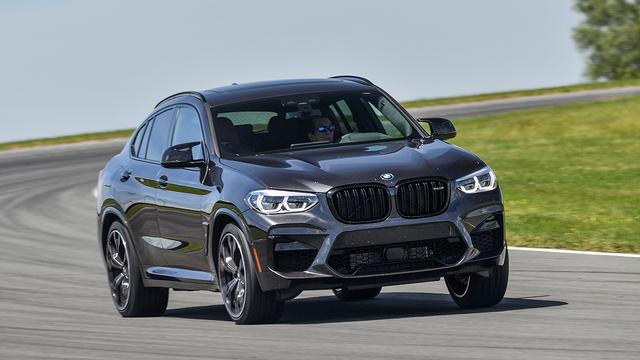 画像: BMW M社の手によりサーキット走行を念頭に開発されたX3MとX4M。これはX4M。