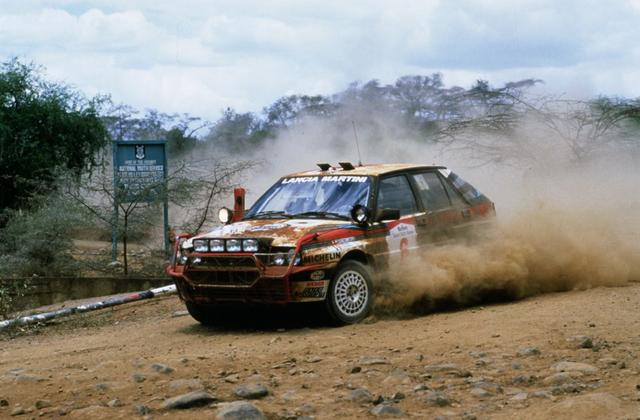 画像: 1988年サファリラリーのランチア デルタHF インテグラーレ。ミキ・ビアシオンのドライブで優勝。