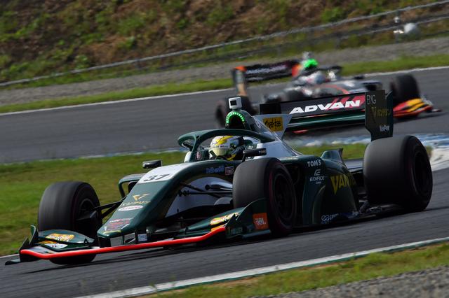 画像1: 2人のレース巧者