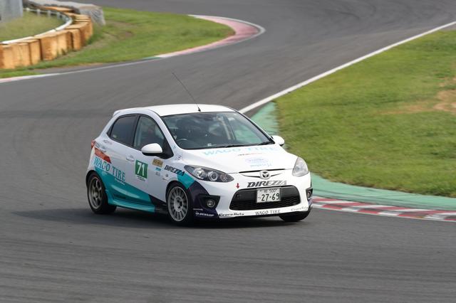 画像: 71号車 和合クロコオートザム柏デミオ