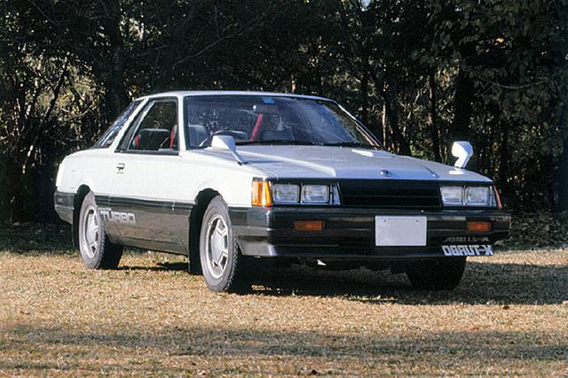 画像: 1981年7月に追加されたターボモデル。写真は姉妹車のレパードTRーXターボ。