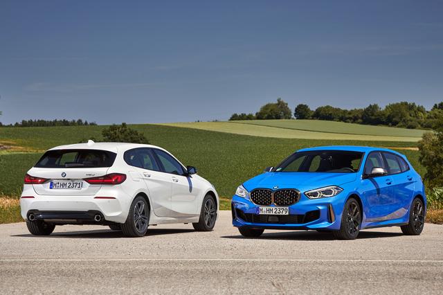 画像: 左が118i 、右がM135i Xドライブ。