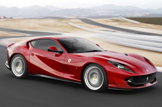 画像: リアにノッチを持たないハイテールのファストバックスタイルは、365GTB/4デイトナをインスパイアしたとも言われている。
