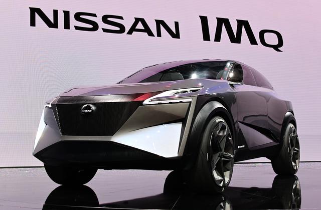 画像: ジュークに代わり2021年には国内でも発売されるのが、e-POWER専用のコンパクトSUV(写真はジュネーブショーに出展されたコンセプトカー「IMQ」)。