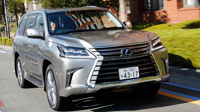 画像: 車重2730kgとは思えない余裕の走り。