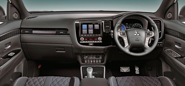 画像: アウトランダーPHEV Sエディションのインテリア