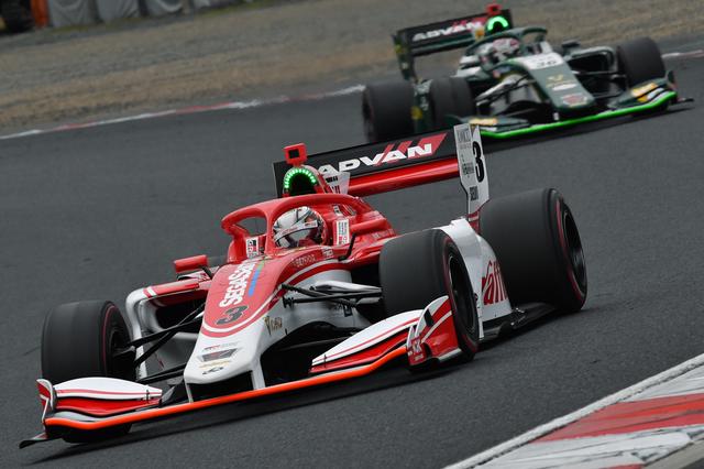 画像5: 流れを決定付けるセーフティーカー