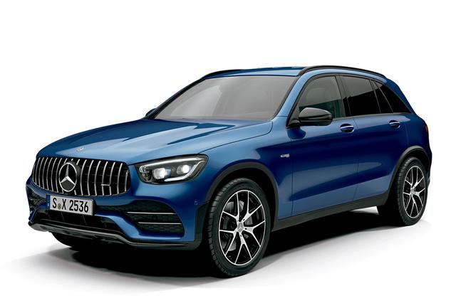 画像: AMGモデルは縦桟のフロントグリルで力強さを強調する。