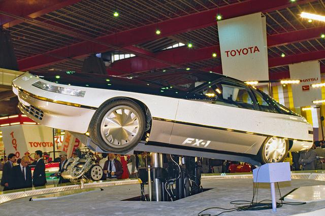 画像: トヨタ FX-1は当時のトヨタの最新技術をテンコ盛りに採用していた。