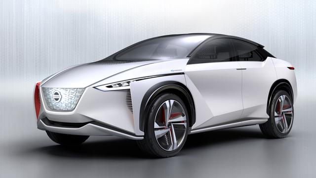 画像: 2017年の東京モーターショーに出品された電動4WDのコンセプトカー「IMx」。