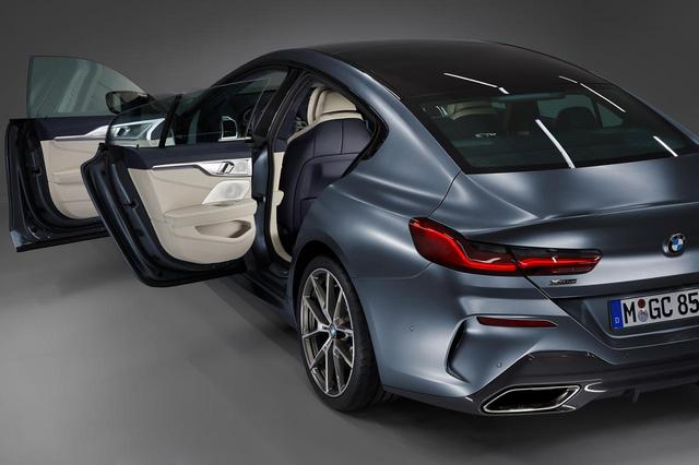 画像: BMW 8シリーズ グランクーペはサッシュレスドアを採用する。