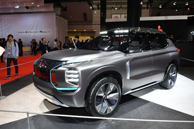 画像: 次期アウトランダーPHEVのコンセプトモデルと目される「エンゲルベルク・ツアラー」。
