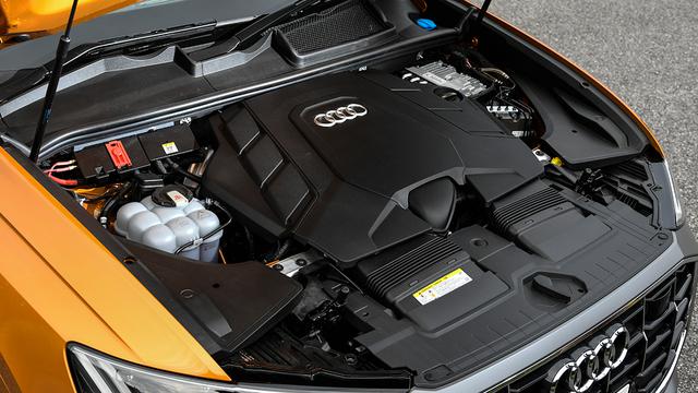 画像: 340psを発生する3L V6ターボエンジンに48V電源によるマイルドハイブリッドを搭載。これにアウディお得意の4WDクワトロを組み合わされる。