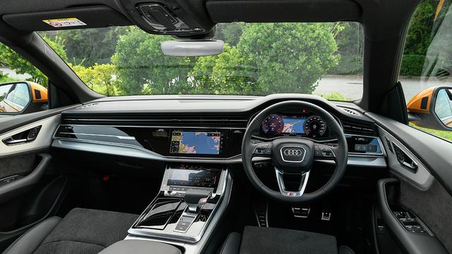 画像: タッチディスプレイを全面的に採用したMMIタッチレスポンスや大型バーチャルコクピットを装備し、先進性をアピール。
