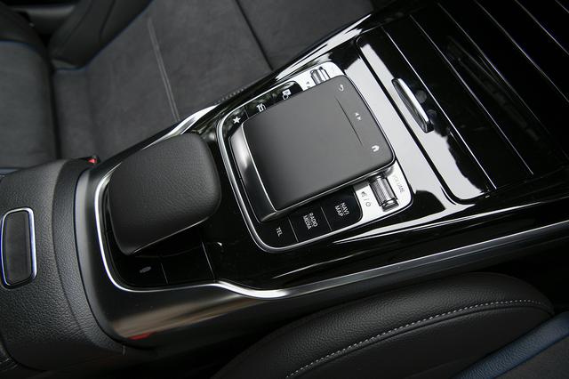 画像2: 【試乗】メルセデスAMGのエントリー。メルセデスAMG A35 4マティック エディション1