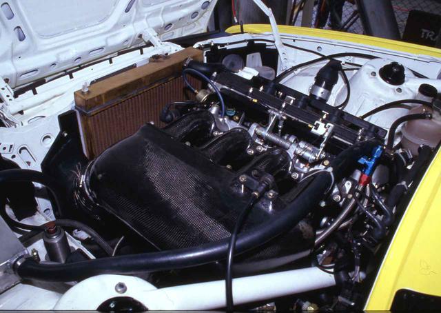 画像: 搭載されるエンジンはS14型2.3L直4DOHC。グループA仕様で300psを発生。後のスポーツエボリューションでは2.5Lにスープアップされる。
