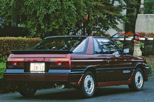 画像: 車名は「ランナバウト ゼニス No.1」の頭文字から付けられたという。気軽に走り回れるクルマの頂点、というような意味か。