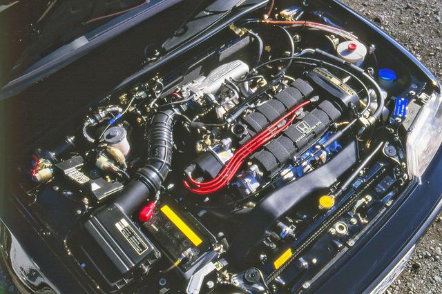 画像: 5000rpmを超えてからのパワーの出方はレーシングユニットかと思えるほど強力だった。