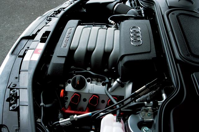 画像: 3.2L V6 FSIエンジン。最高出力260ps、最大トルク330Nm。軽量コンパクトで、ハイパワー、省燃費を特徴とする。