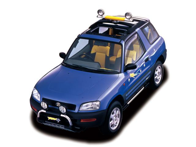 画像: あまりにも斬新なコンセプトゆえ、コンセプトカー登場から市販開始まで4年の年月が必要だった初代RAV4。