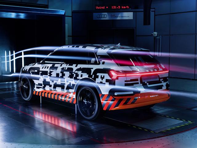 画像: 2020年に日本で発売されるアウディ初の電気自動車「e-tron」も徹底的にエアロダイナミクスを追求している。