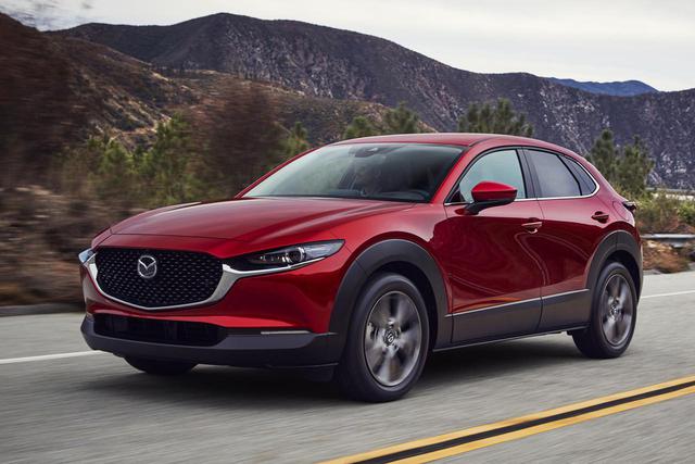 画像: マツダはSKYACTIV-Xに24V仕様のマイルドハイブリッドを採用する(写真はCX-30)。