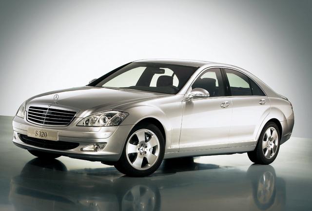 画像: ビジョンS320CDIブルーテック・ハイブリッド。先進の3L V6ディーゼルターボに電気モーターを組み合わせる。