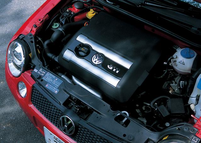 画像: 125ps/152Nmを発生させる1.6Lの直4DOHCエンジンを搭載。1010kgの軽量な車両重量と相まって、加速性能は十分。10・15モード燃費は13.6km/L。