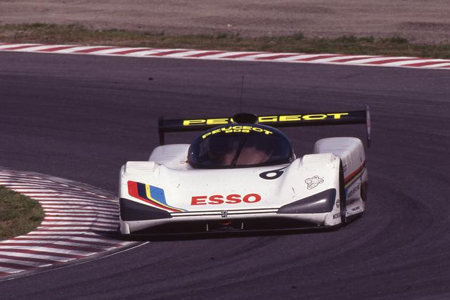 画像: SWCに本格参戦を開始したのは1991年。その開幕戦鈴鹿に登場したプジョー905(初期型)。