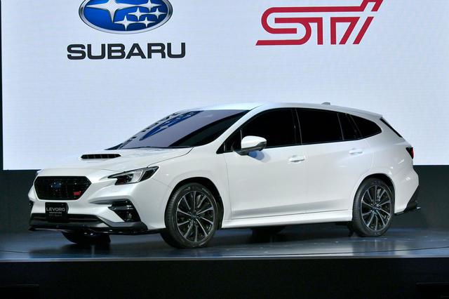 画像: 新型レヴォーグ プロトタイプ STIスポーツ。東京モーターショー2019で公開されたプロトタイプとの外観的違いは少ない。