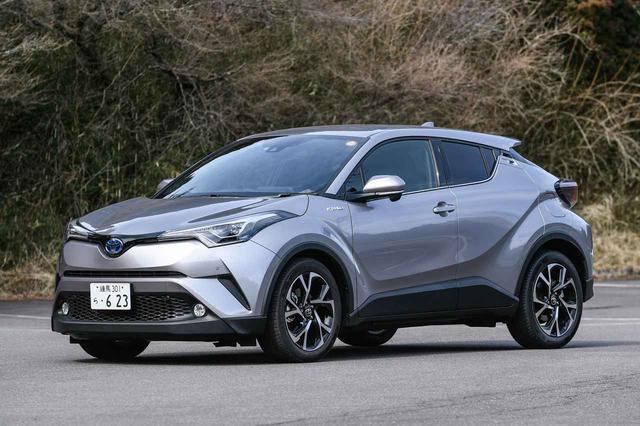 画像: トヨタ C-HR G(ハイブリッド)。写真はマイナーチェンジ前のモデルで、フロントバンパーの形状が変更されている。