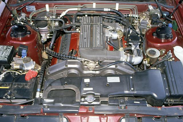 画像: 当時の国産車としては最強の255ps/35.0kgmというパワースペックを誇ったVG30DET型エンジン。