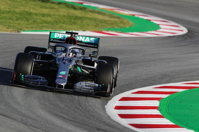 画像: コンストラクターズタイトル7連覇に挑む王者メルセデスAMG。新車メルセデスAMG・F1 W11はバルセロナで行われた開幕前テストも順調にこなした。