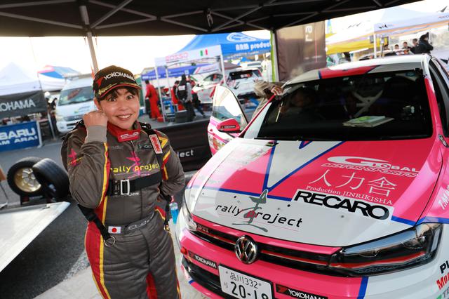 画像: 竹岡 圭:クルマ専門媒体を始めBS日テレ「おぎやはぎの愛車遍歴NO CAR ,NO LIFE!」、JFNラジオ「Car Life Up To You」、テレビ神奈川「なかなか日本!~高速道路女子旅~」など幅広い分野で活躍するタレント・モータージャーナリスト。日本自動車ジャーナリスト協会副会長、日本カー・オブ・ザ・イヤー選考委員も務める。