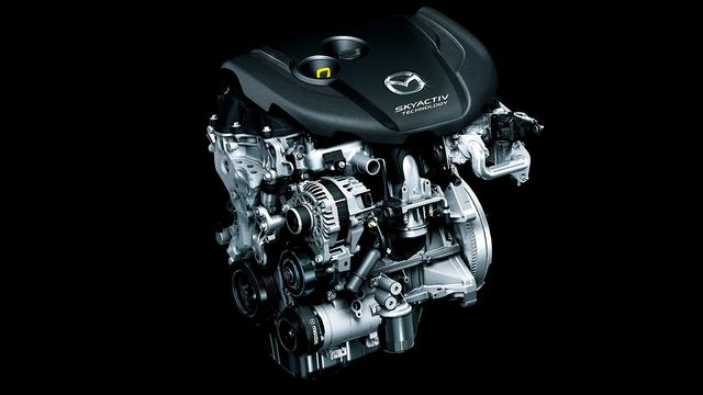 画像: マツダのクリーンディーゼルエンジン「SKYACTIV-D」(写真は2.2L)。ガス欠後の再始動時の不安は少ない。