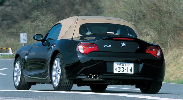 画像: Z4ロードスター3.0si。従来の3.0iに対しては明らかな力強さの上乗せが感じられた。