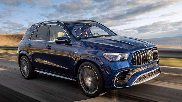 画像: 巨大なパナメリカーナグリルといい、ブラック塗装されたアルミホイールといい迫力たっぷりのGLE 63 S。