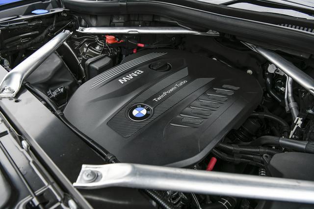 画像: B57D30A型3L直6ディーゼルターボエンジン。620Nmという大トルクは魅力的だ。