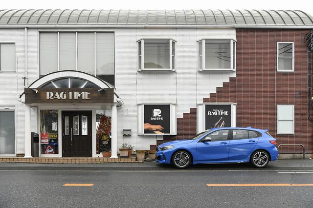 画像: 目的地になった房総半島の海沿いのカフェに無事に到着。ランチ後は都内に向けてドライブを楽しんだ。