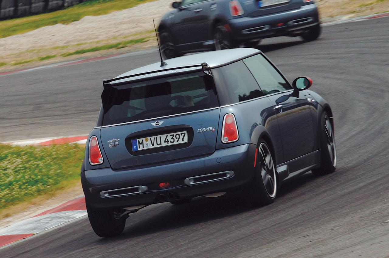 ジョンクーパーワークス　2006年　GPキット MINI（MINI）クーパーS ウィズジョンクーパーワークス