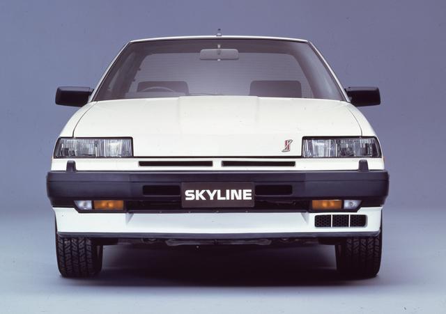 画像: 1984年2月、ついに当時の2L車最強のスペックを誇る最終バージョンが登場。通称「RSターボC」と呼ばれ、最高速は実測で207.79km/hを記録した(モーターマガジン誌)。バンパー下の向かって右側にあるのがインタークーラー用のダクトだ。