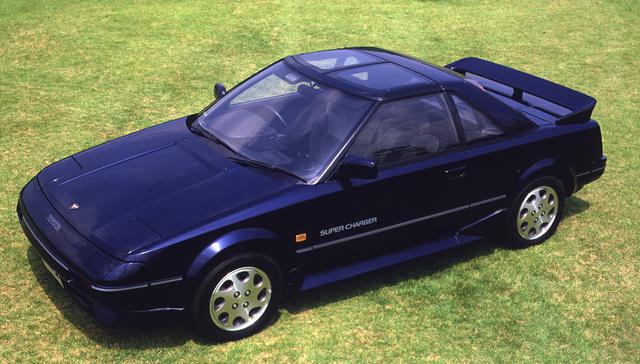 画像: 1986年8月に追加発売されたAW11型MR2スーパーチャージャー。