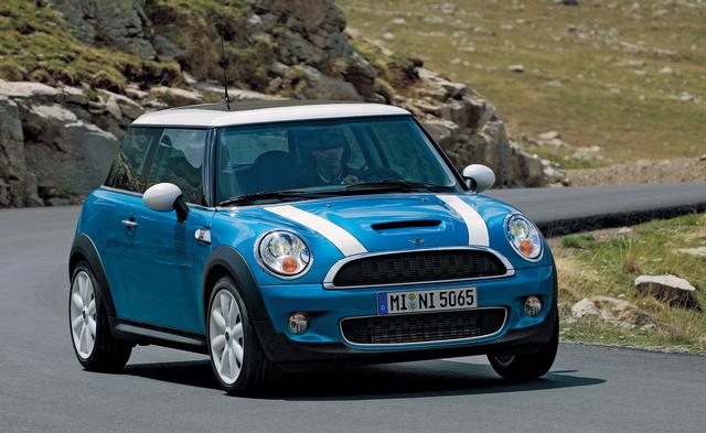 画像: ダイナミックワークショップ終了後に公開された「MINI クーパーS」。(タイトル写真はダイナミックワークショップでの試乗時のもの)