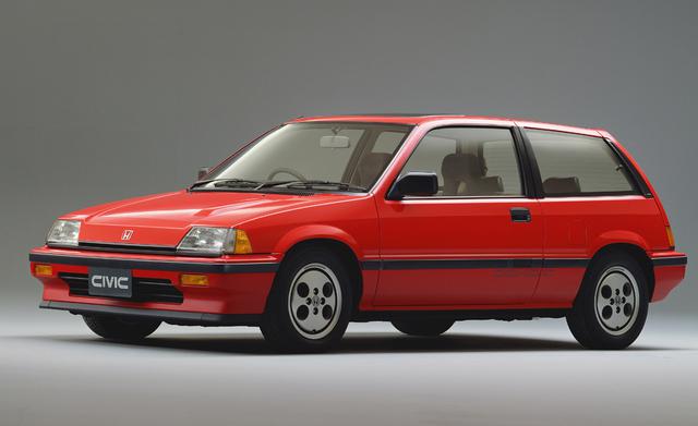 画像: 1984年10月、初のZC型エンジン搭載車としてラインアップに追加されたシビックSi。グループAレースでも驚異の速さを見せつけた。