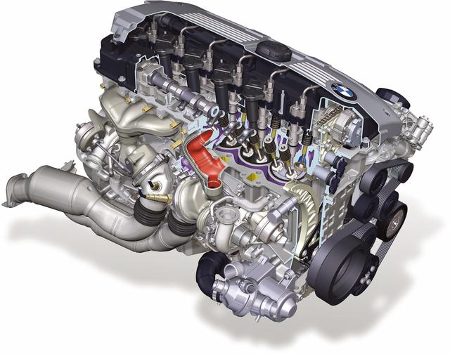 画像: N54B30型/3.0L 直噴ツインターボエンジン。単にパワフルなだけではなく、かと言って低回転での扱い易さだけが特徴というわけでもない。そんな二面性がターボ付きガソリンエンジンとしては極めて特徴あるキャラクターを決定づけている。