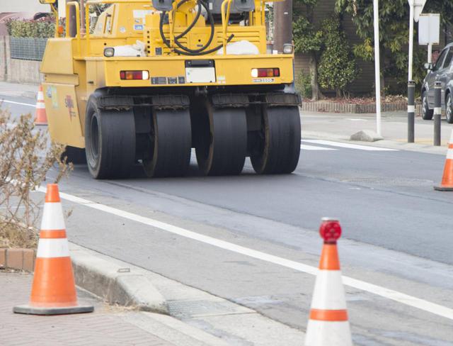 画像: 2009年に無駄遣いなどの批判を受けて道路特定財源が無くなった。それ以降、自動車関連の税金はすべて一般財源化されたが、事実上ドライバーの負担は変わっていない。