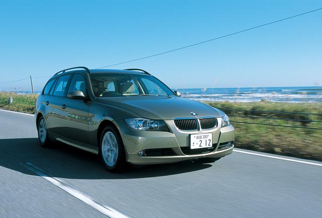 画像: 2005年10月に発表/発売されたE90型3シリーズツーリング。写真は2006年5月に追加された320iツーリング。