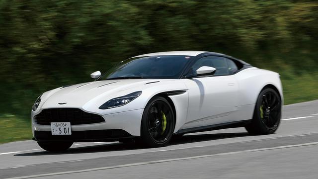 画像: DB11シリーズは、V12を搭載するクーペのAMR(写真)のほか、V8を搭載するクーペとヴォランテ(コンバーチブル)を設定。