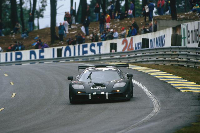 画像: 1995年のル・マン24時間耐久レースを制覇したマクラーレンF1 GTRの59号車(JJ・レート/ヤニック・ダルマス/関谷正徳)。