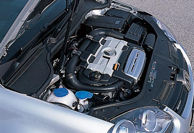 画像: 1.4L FSIにターボチャージャーとスーパーチャージャーを組み合わせたTSIエンジンは170ps/240Nmを発生、従来のGTよりもパワフルで、むしろGTIに近いスペックを持つ。